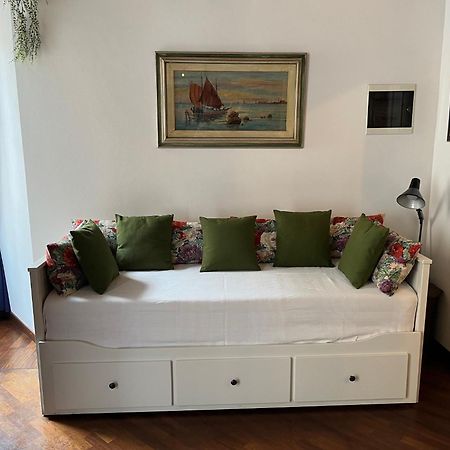 Ferienwohnung Luxury Central Flat River View Florenz Exterior foto